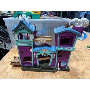 Matchbox Haunted House Hero City Sounds Blue Purple Toy Playset Mattel